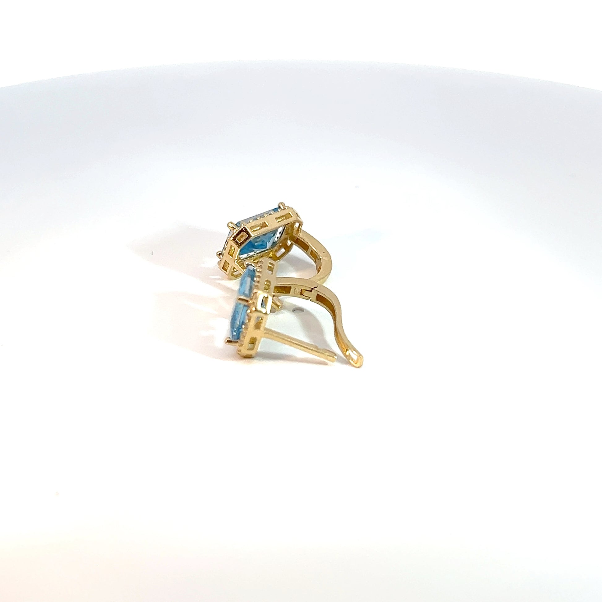 14k Gold Women's Earrings - Lesotho Jewellery Collection