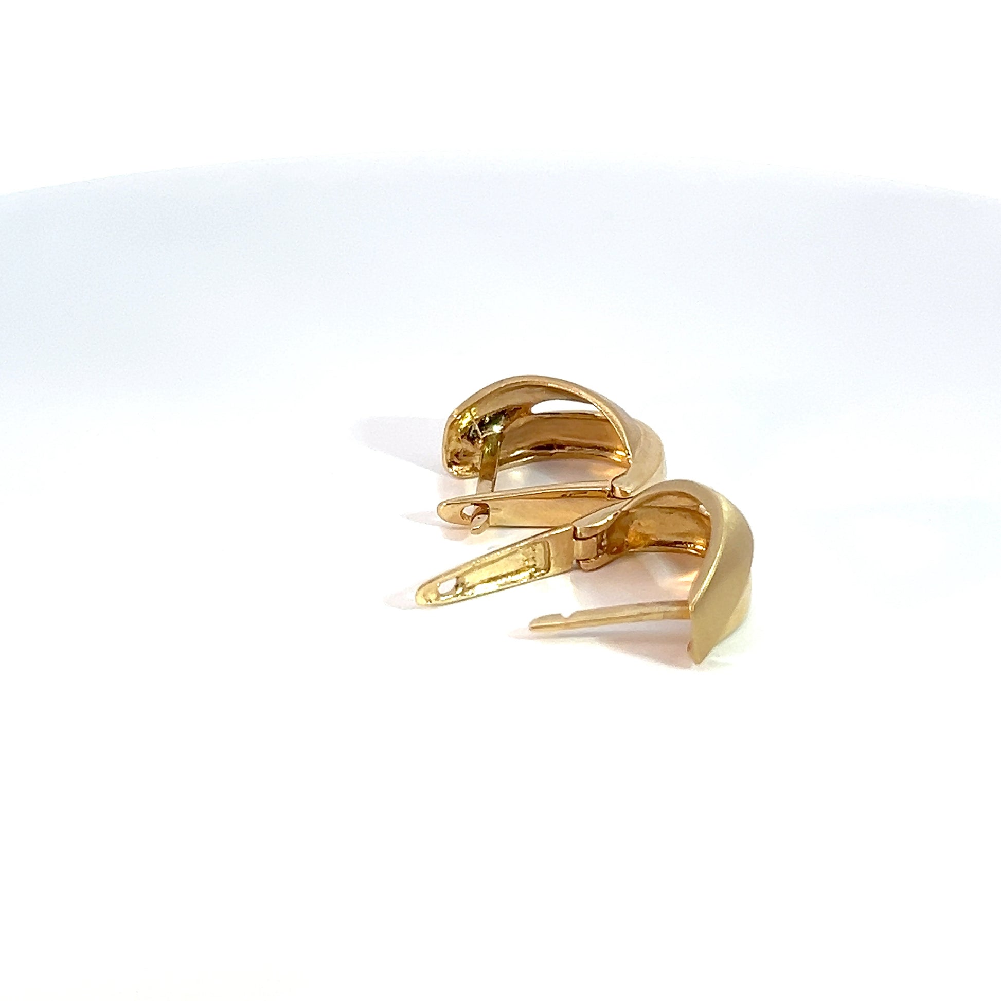 14k Gold Women's Earrings - Lesotho Jewellery Collection