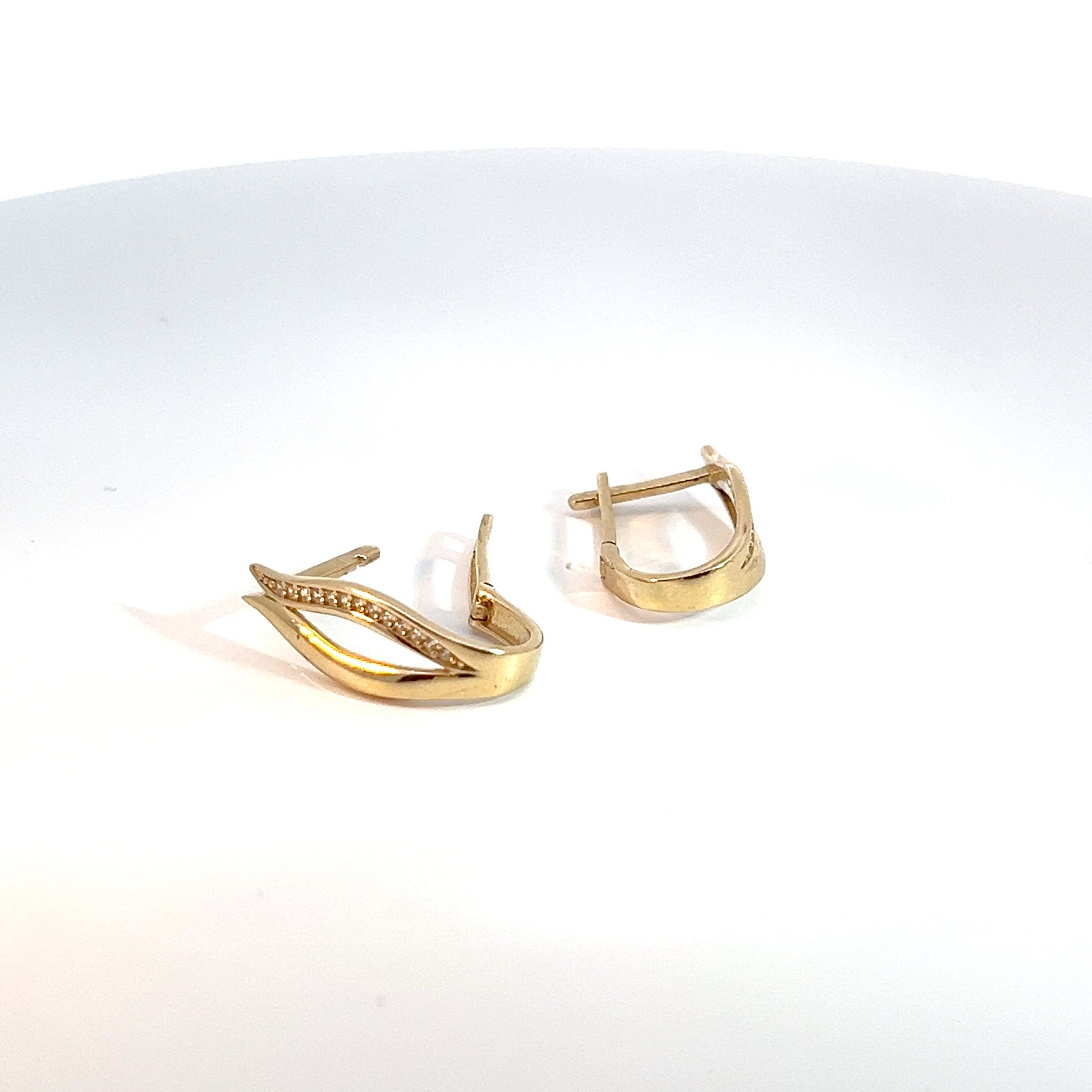 14k Gold Women's Earrings - Lesotho Jewellery Collection